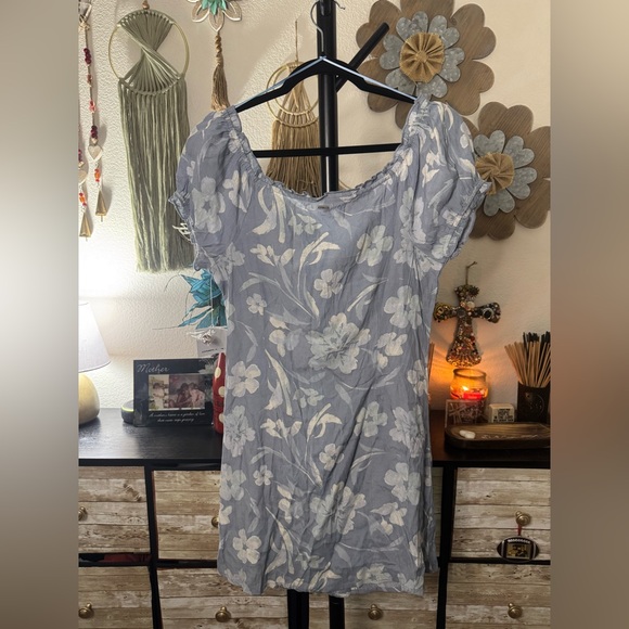 NWT O'Neill Blue Floral Dress Size Large - Picture 9 of 9